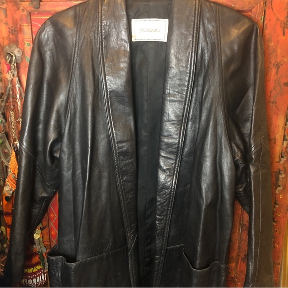Leather vintage jacket. Oversized small. Fits Large - Picture 1 of 12